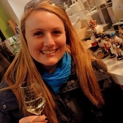 Hayley is Coding 🦋