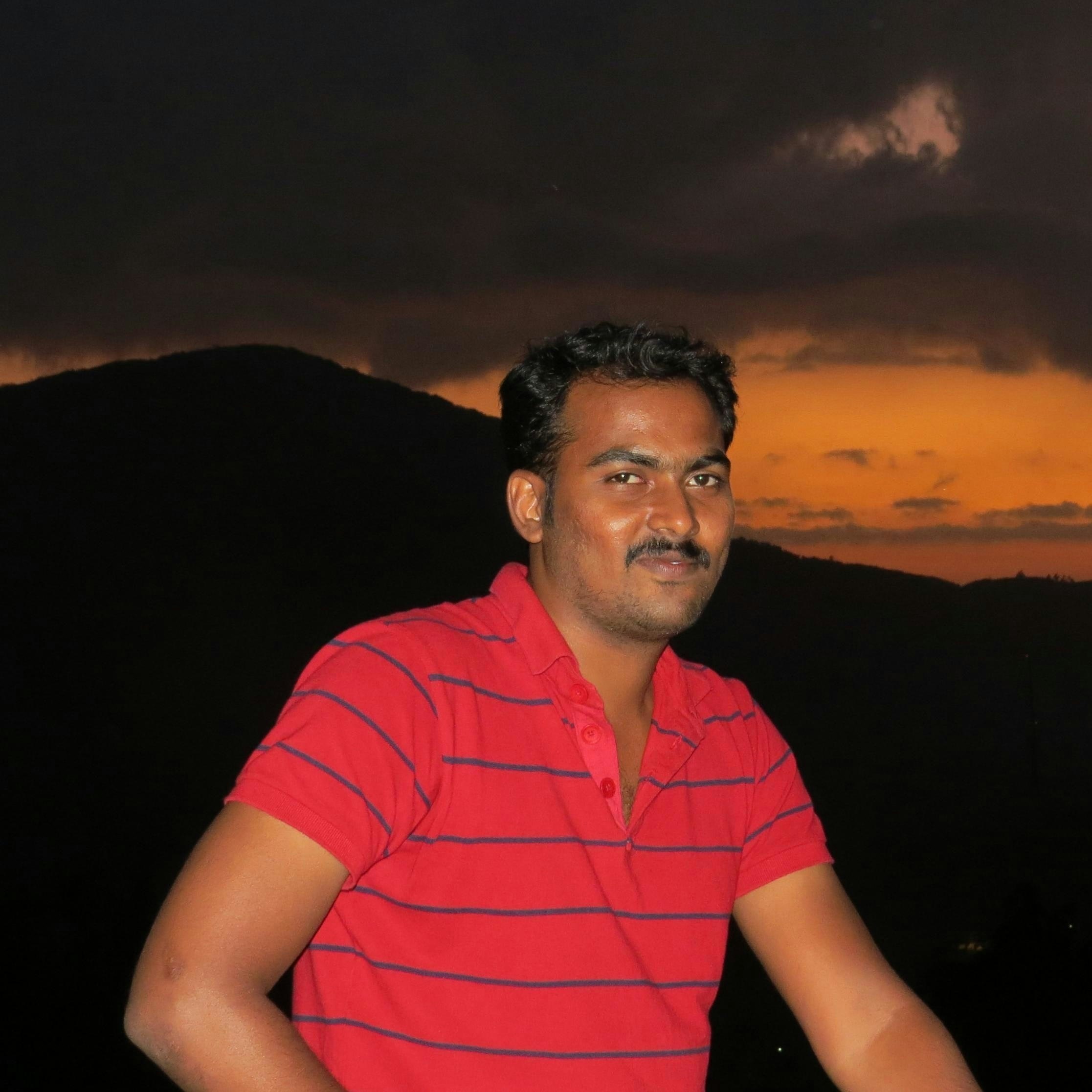 нεαят ßяεαкεя