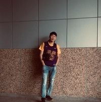 Б. Балжинням