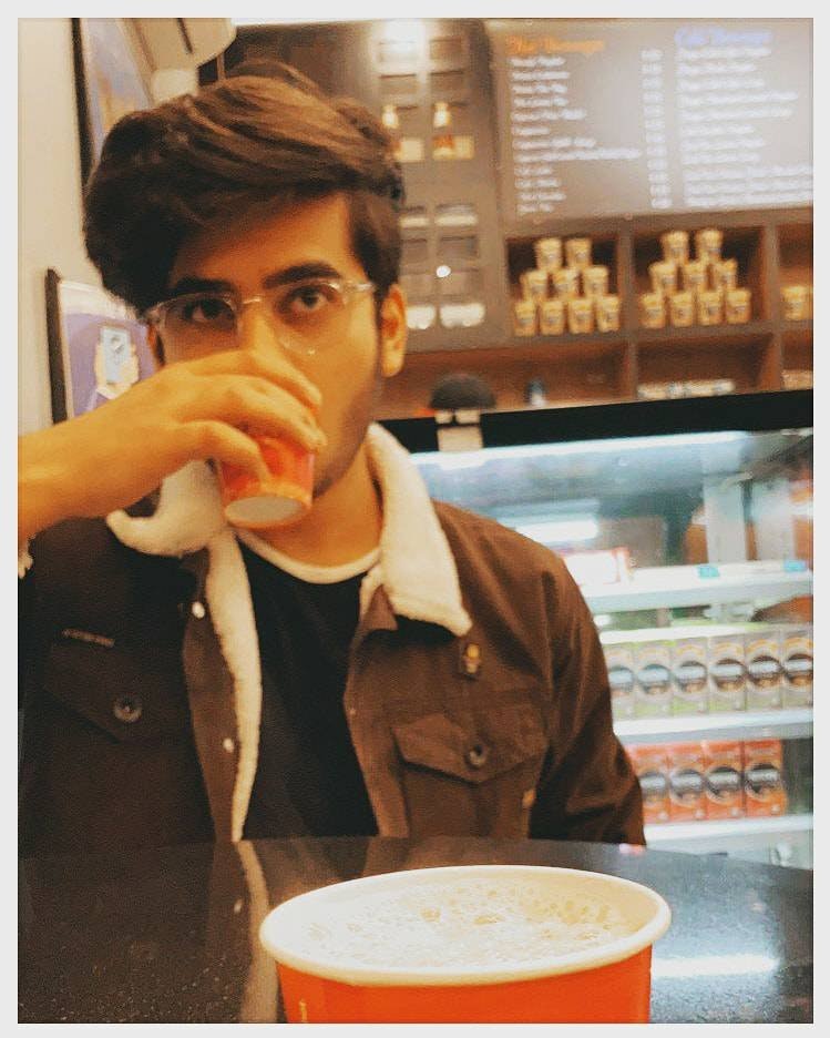 Abhinandan (コードの騎士) ⚡