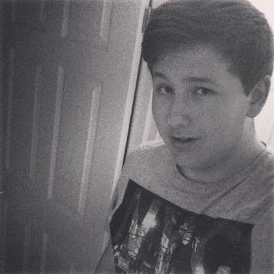 Ryan//ThatRainbowGuy