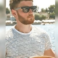 Александр Литвинов