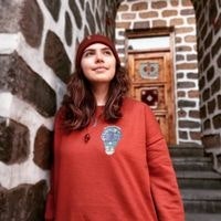 Izabella Khanzratyan