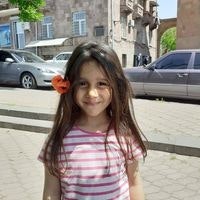 Микаел Караханян