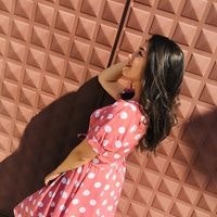 Լենա Մկրտչյան