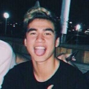 esther | pls cal ◡̈