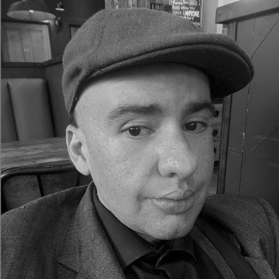 Steve V: The Dot Connector