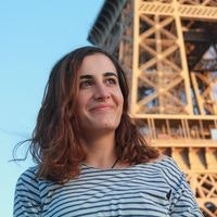 Աննա Միքայելյան