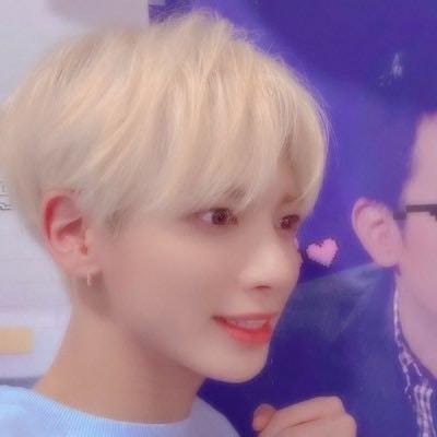 ‧₊✜˚. binnie ‧₊✜˚.