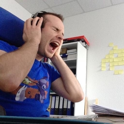 Thierry (✿◠‿◠)