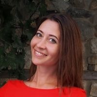 Лена Недведская