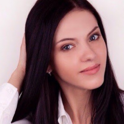 Елена Романова