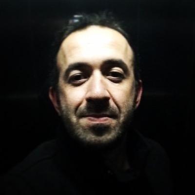 ǝlƃɐǝʞɔɐlq 