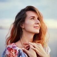 Таня Сахарова