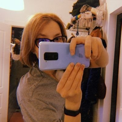 змеюка и кошка её