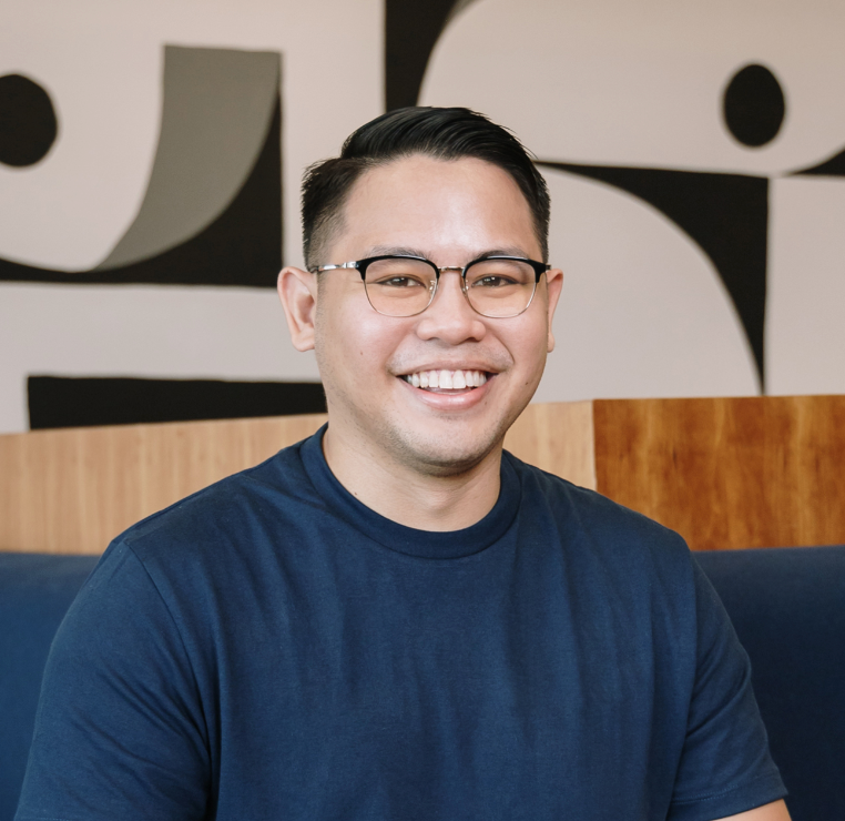 Shad Roi de la Cruz