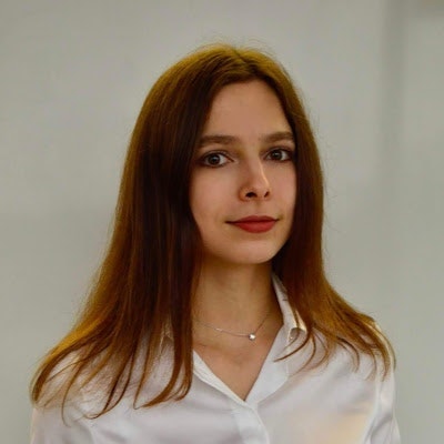 Анна Сургучева