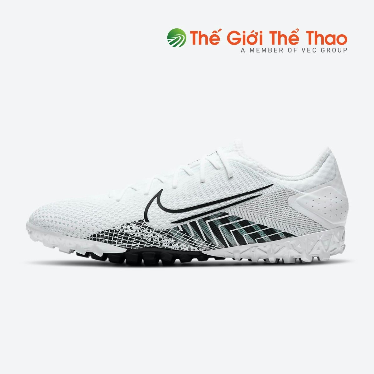 Giày bóng đá TheGioiTheThao