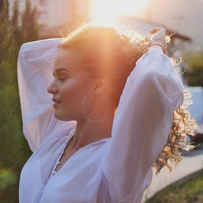 Нери Велинова