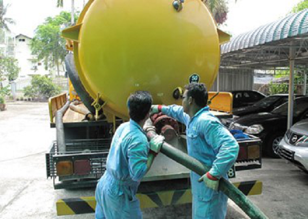 Hút hầm cầu Gia Lai