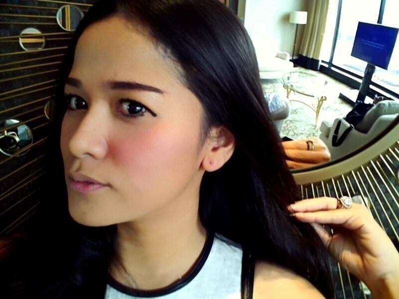 Desmar'NELLY'Bachrie