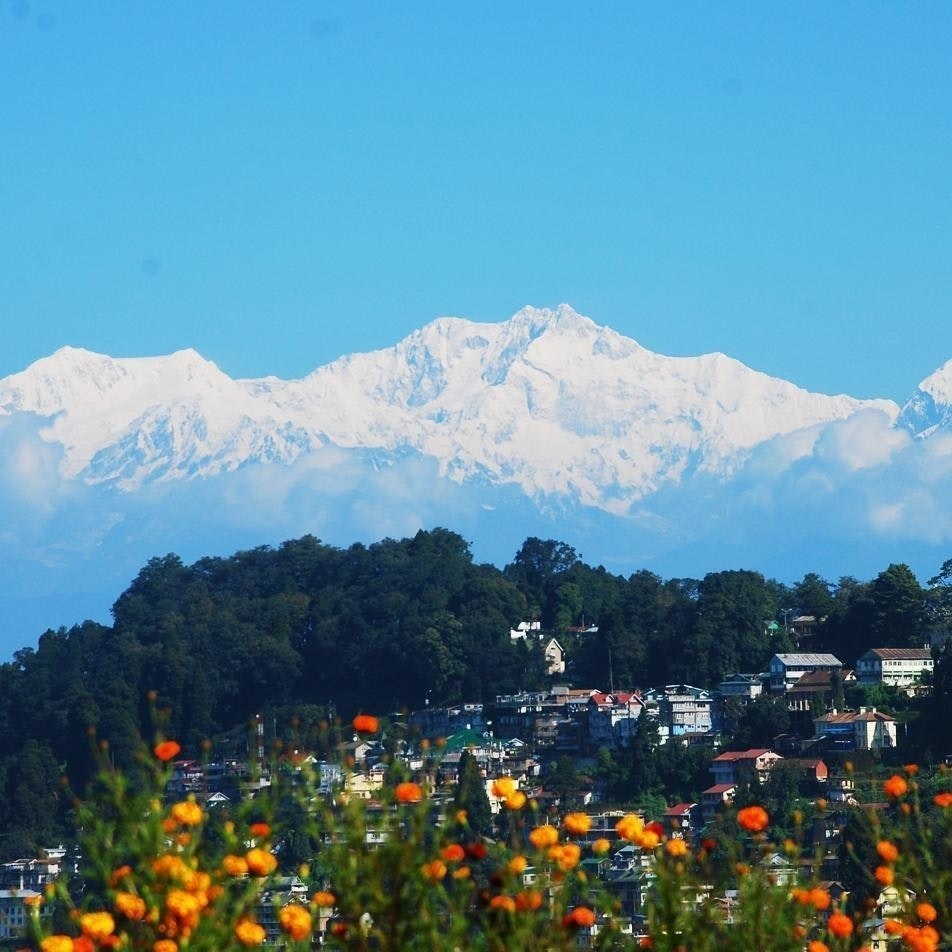 ལྷ་ཛེས་