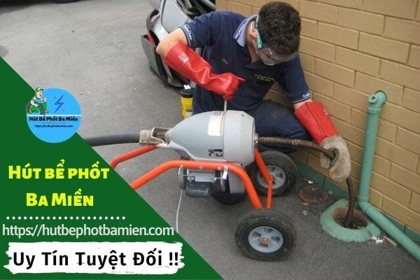 Hút hầm cầu Kon Tum