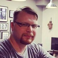 Толя Карасов