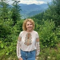 Надя Адаменко