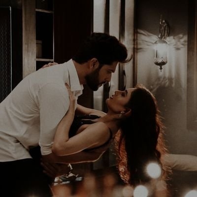 ☘️নিলী🌻💫