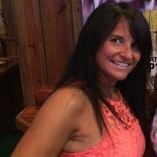 Vicky Vivar Stauffer