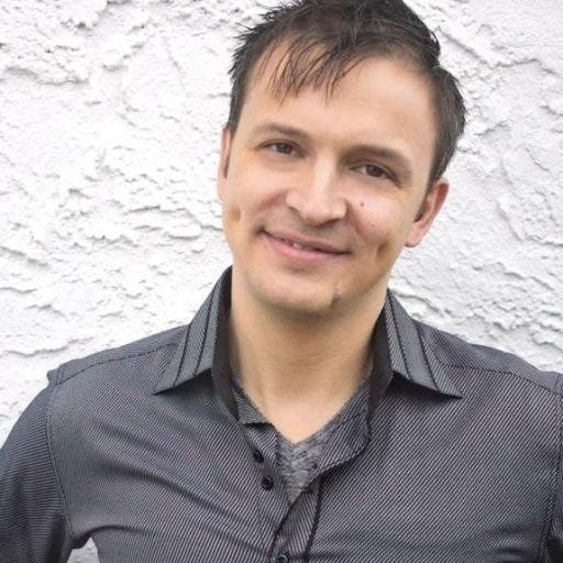 Original?auto=format&fit=crop&crop=faces&w=40&h=40