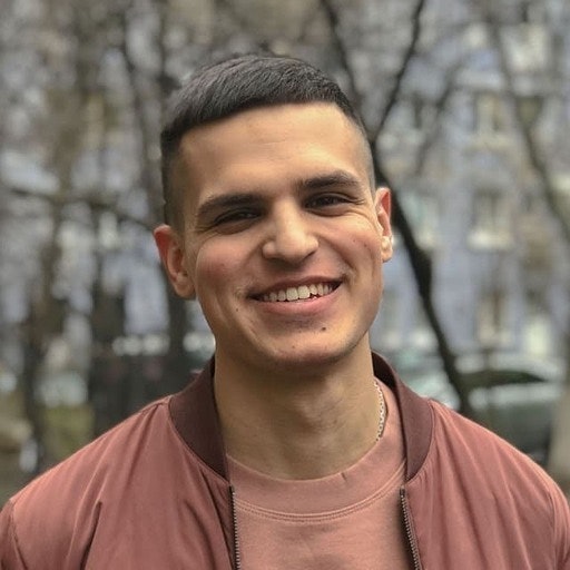 Андрей Киденко