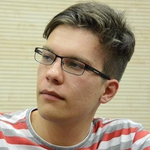 Милош Живадиновић