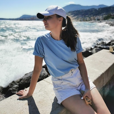 Ксенія Комісарова