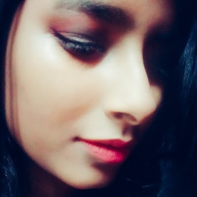 Makeup lover Anushka