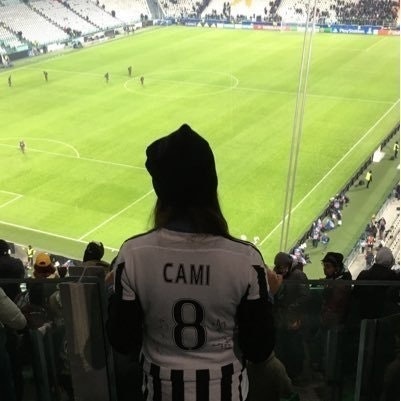 Cαmιllα Cнιαrαmσnтι