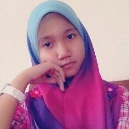 Nadia_fira[comate]