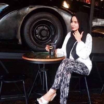 დ z u l a i k a დ