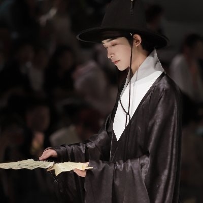 公子扶苏 (🐰,🎩)