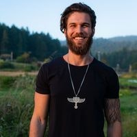 Lyle Luminous Maxson