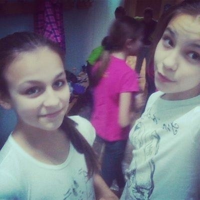 Ася Довгалюк