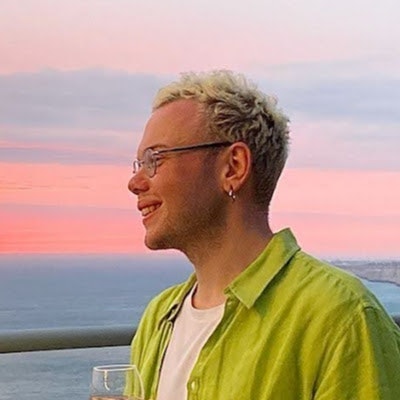 Олег Александров