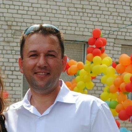 Виталий Момсенко