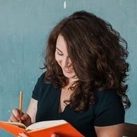 Лена Петрова