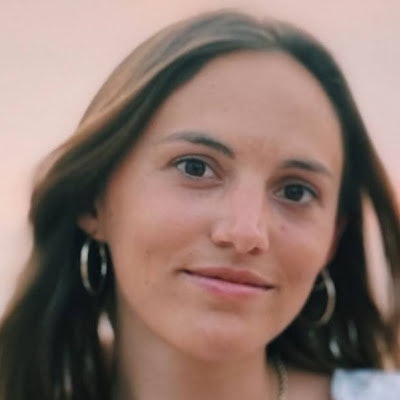 Flore Carron de la Carrière