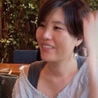 Jie-Eun Hwang 황지은