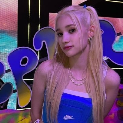 Hiyyih // Shadowbanned ://