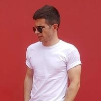 Арег Григорян