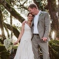 Hilary Snyder Grimstvedt